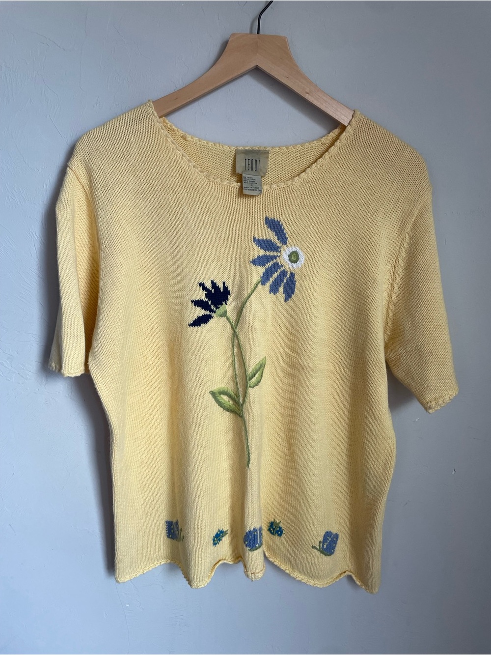Vintage 90s Teddi Butter Yellow Knit Short-Sleeve Top with Blue Floral Embroider
